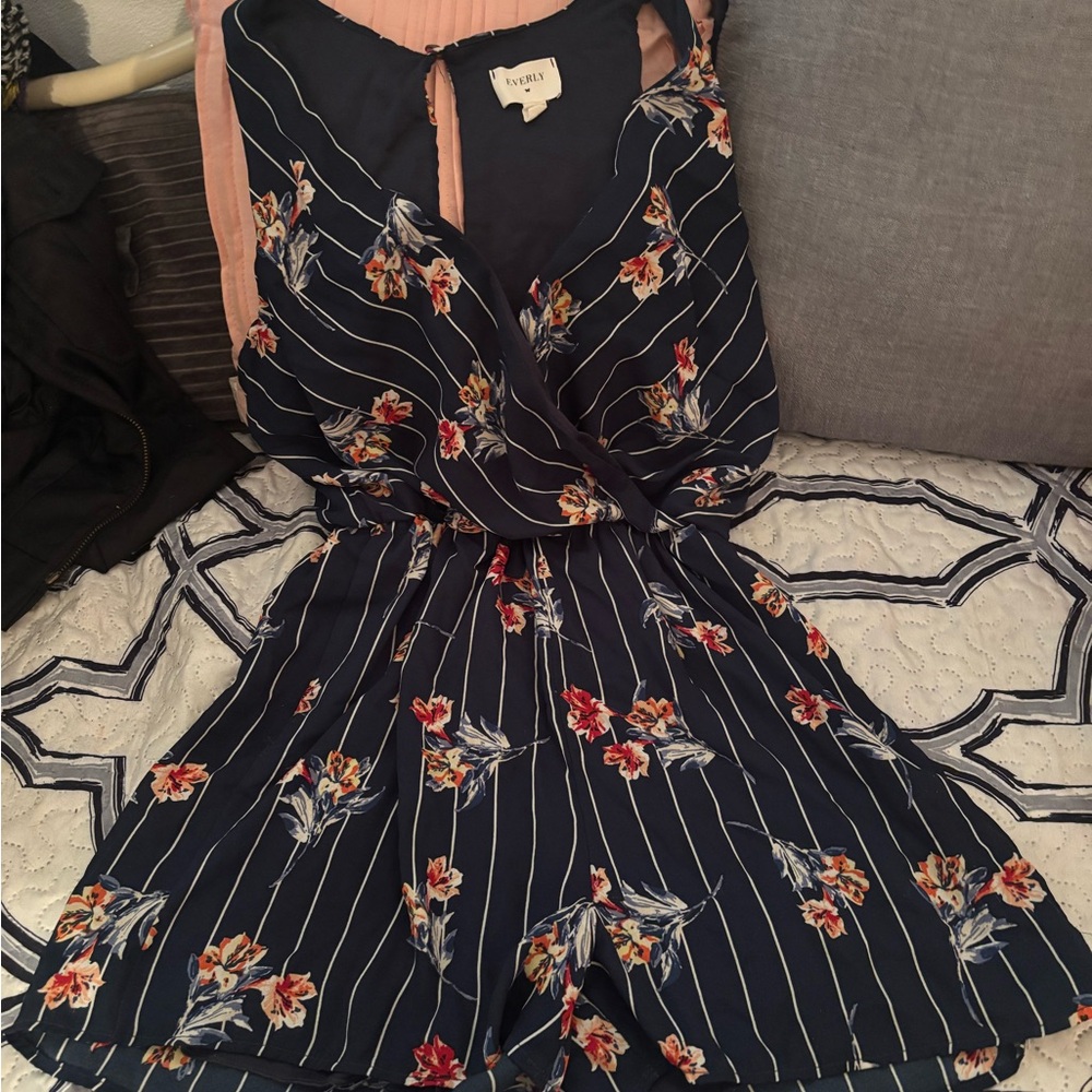 Everly Navy Floral Romper